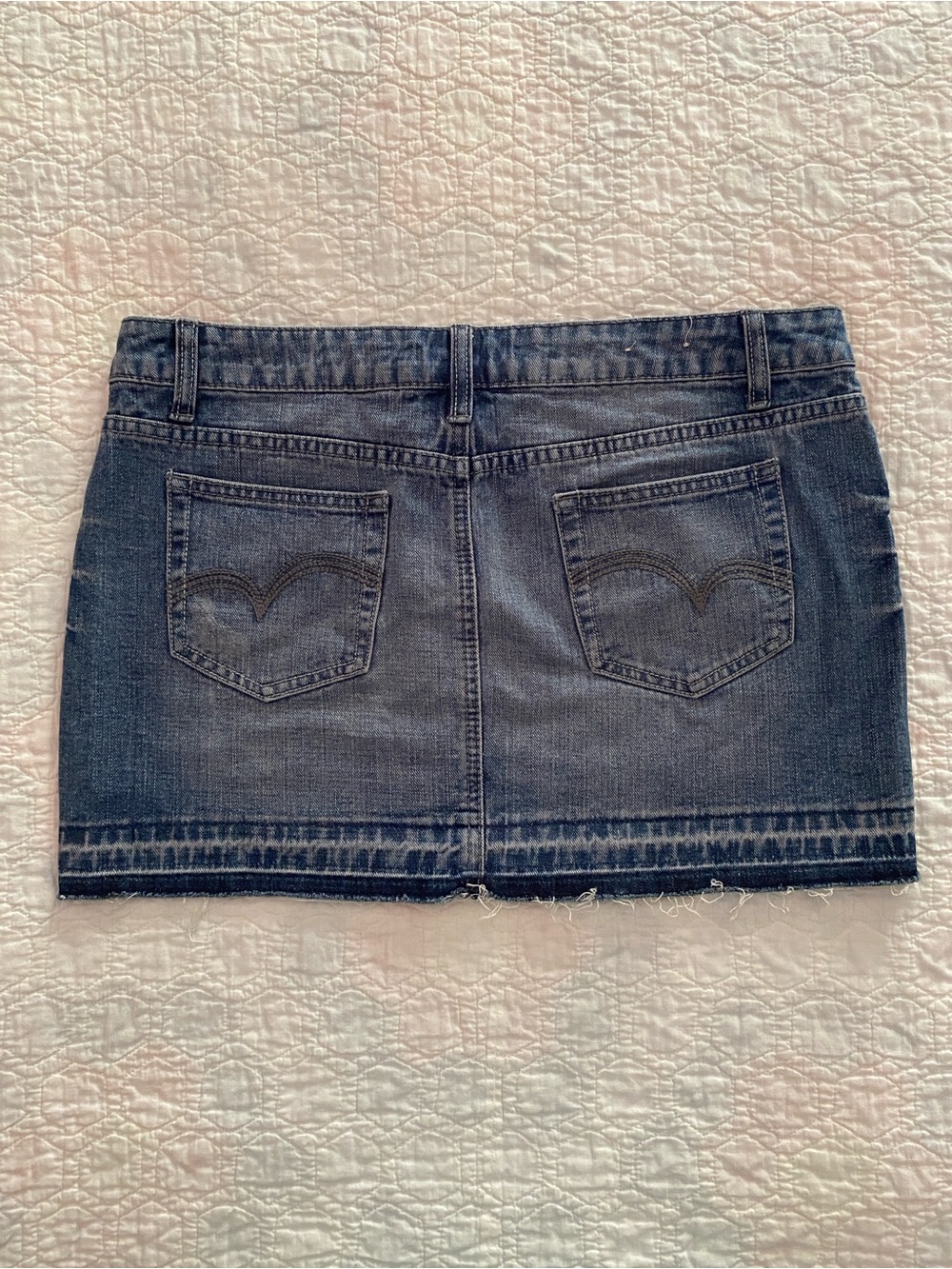 SO - Juniors Size 11 Distressed Denim Mini Skirt - Picture 4 of 11
